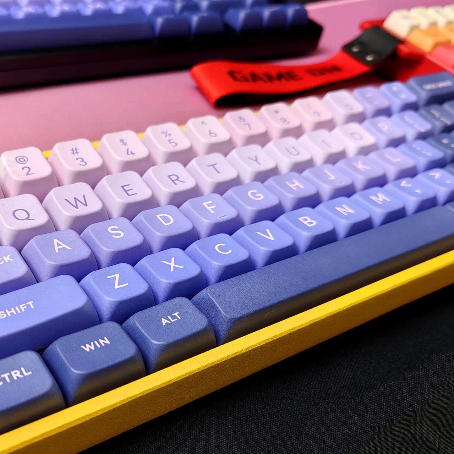 黎明至黄昏键帽套装 - 渐变光影艺术PBT键帽 | 热升华机械键盘键帽