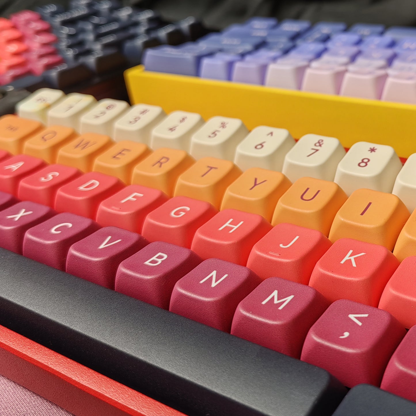 黎明至黄昏键帽套装 - 渐变光影艺术PBT键帽 | 热升华机械键盘键帽